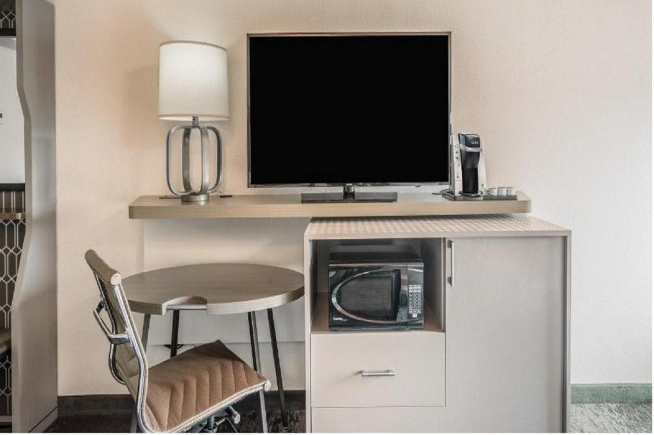 Holiday Inn Roanoke Airport - Conference Ctr By Ihg Buitenkant foto
