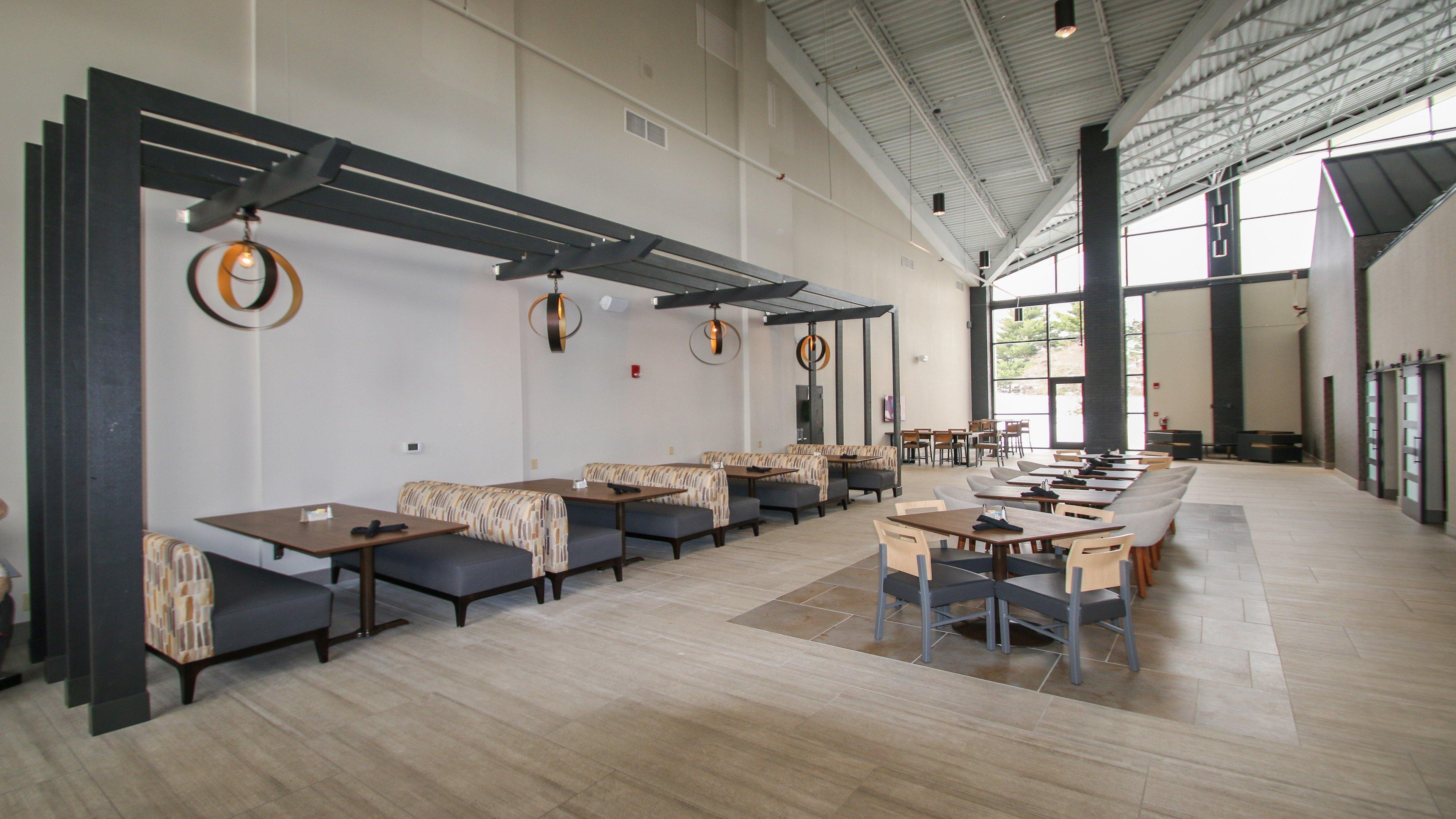 Holiday Inn Roanoke Airport - Conference Ctr By Ihg Buitenkant foto